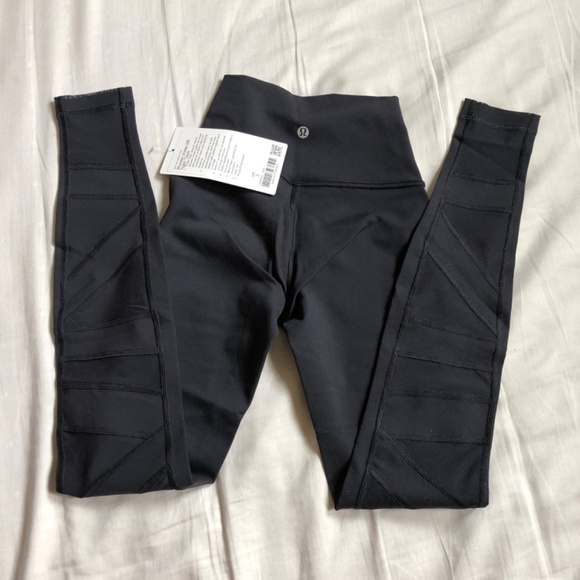 Lululemon wunder under HR Tight *Tech - Picture 3 of 3